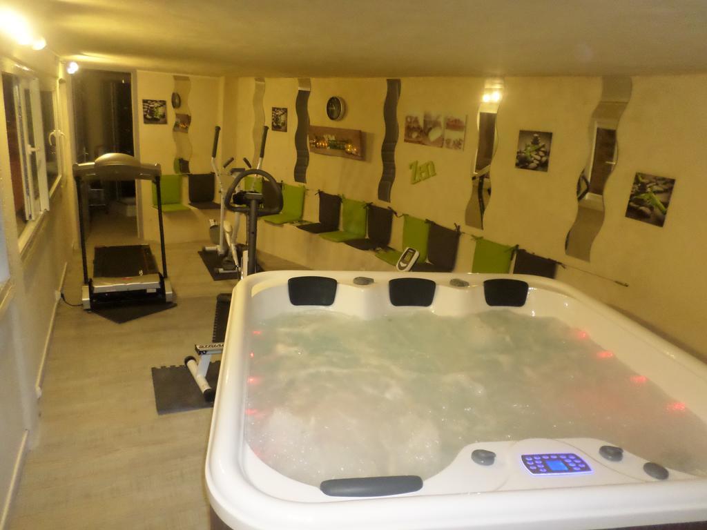 Appart'Hotel Les Tilleuls Saint-Macaire Pokój zdjęcie