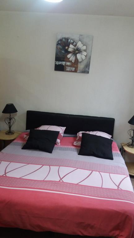 Appart'Hotel Les Tilleuls Saint-Macaire Pokój zdjęcie